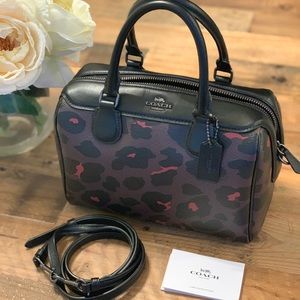Coach leopard handbag good condition